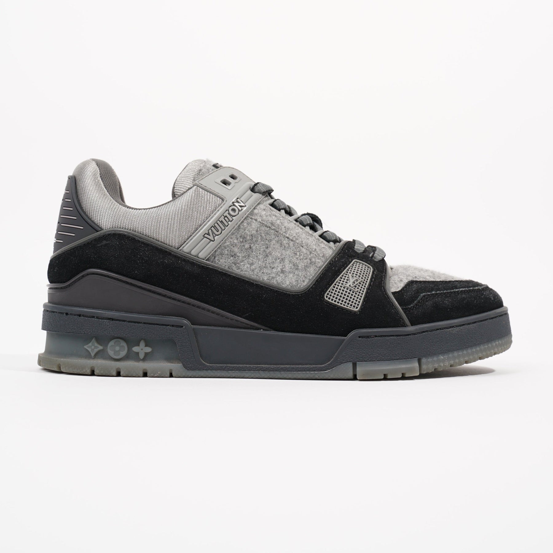 Pre-owned Louis Vuitton Lv Trainer Sneaker Low Black Grey In Black/grey