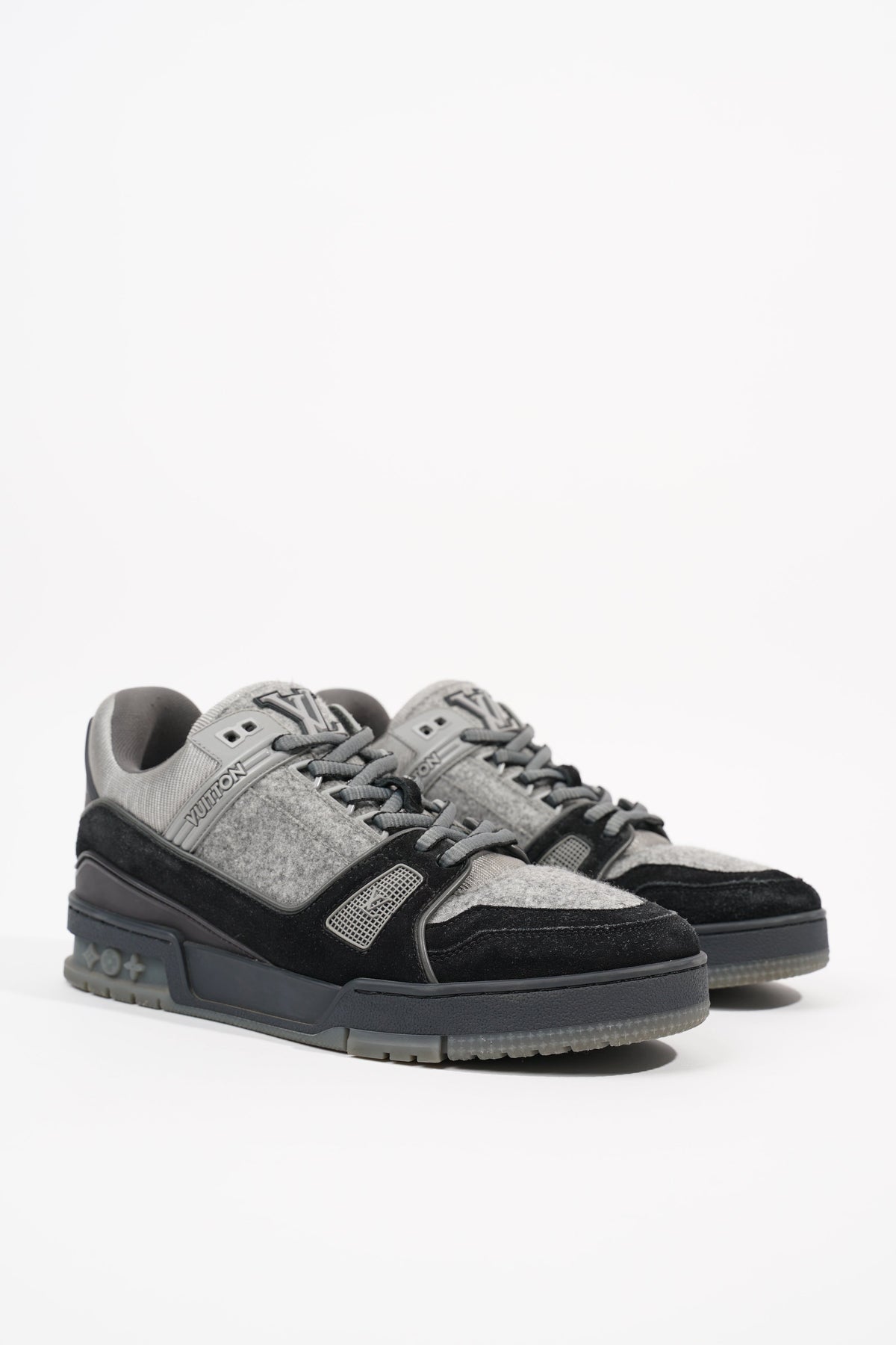 Pre-owned Lv Trainer Sneaker Low Black Grey In Black/grey