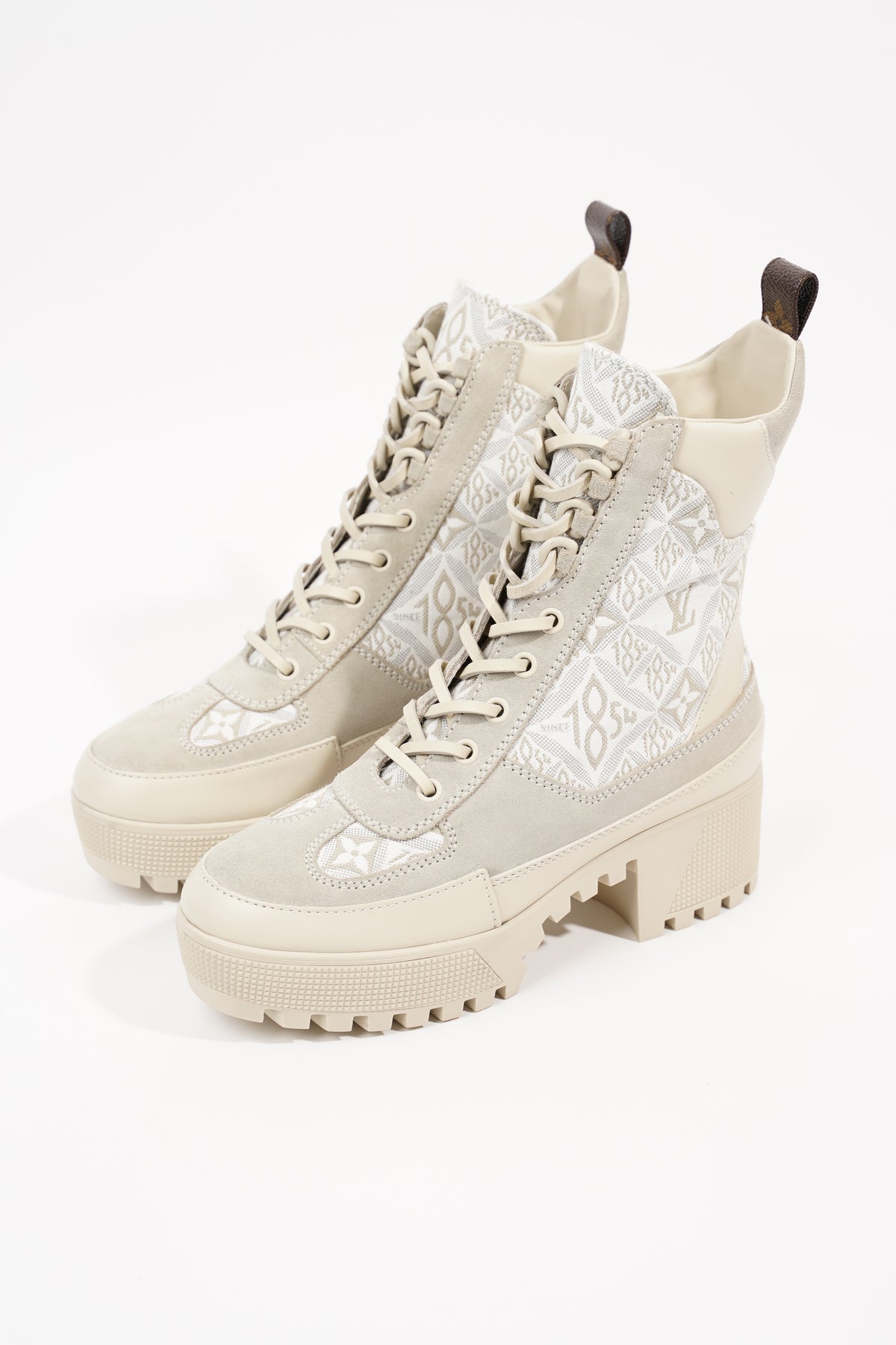 Louis Vuitton Laureate Platform Desert Boots, Beige, 36