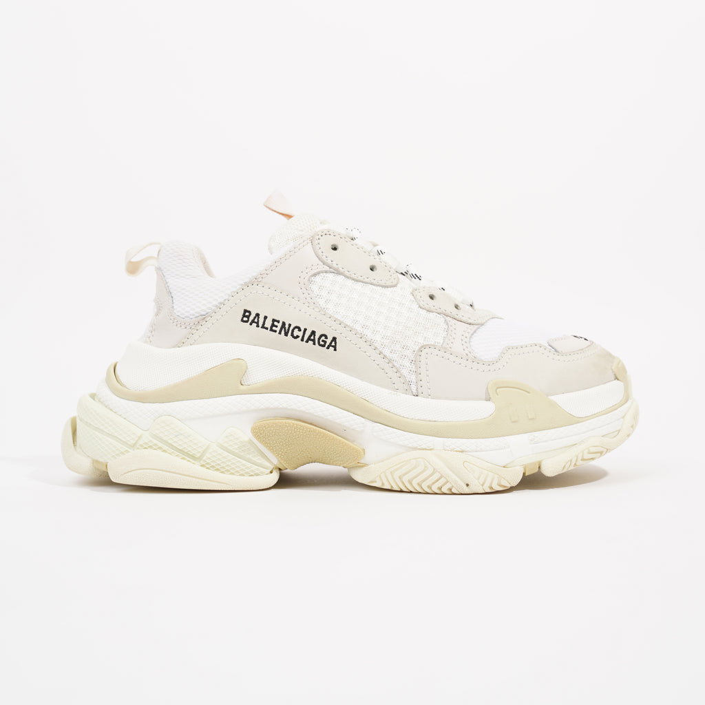 Triple s deals balenciaga cream