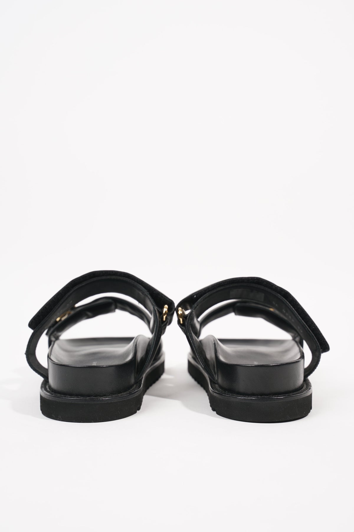 Louis Vuitton 2020 Paseo Flat Comfort Mule Sandals - Black Sandals, Shoes -  LOU393845