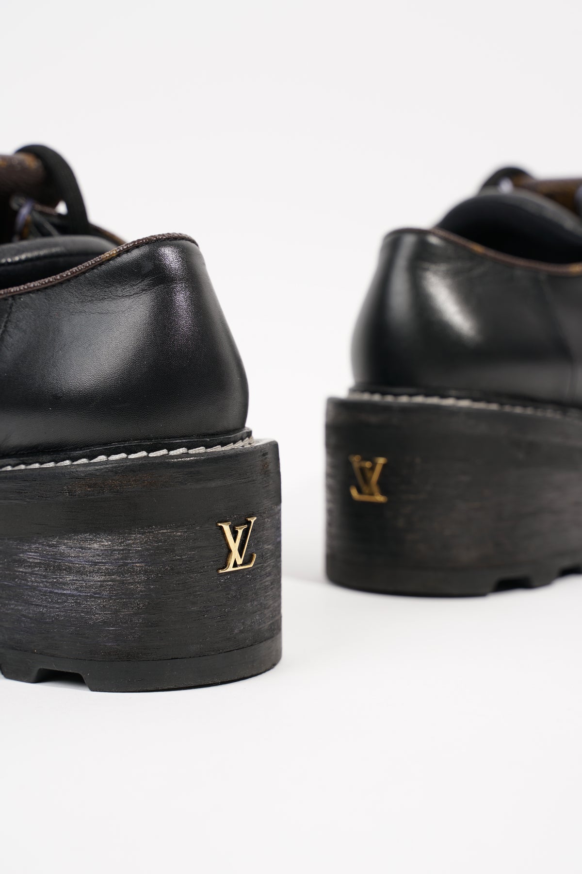 LOUIS VUITTON Monogram Calfskin Beaubourg Platform Derby Shoes 37