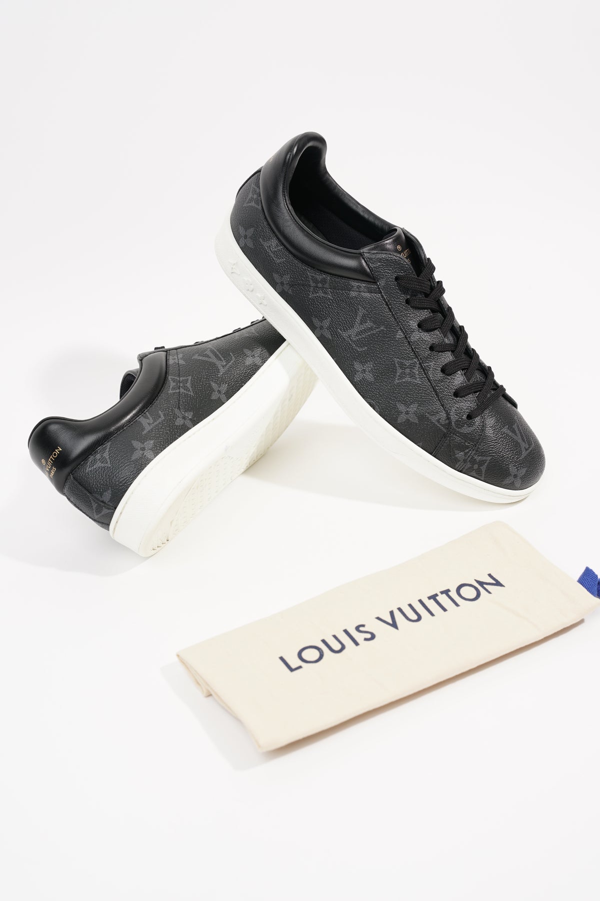 Louis Vuitton Mens Luxembourg Sneaker Monogram Eclipse EU 42 / UK 8 – Luxe  Collective
